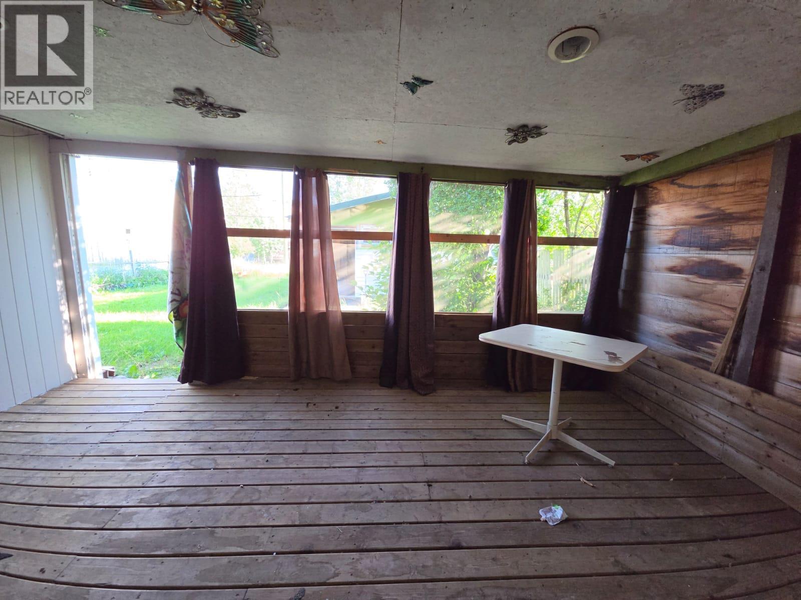 5208 47 Avenue Nw Property Photo 22