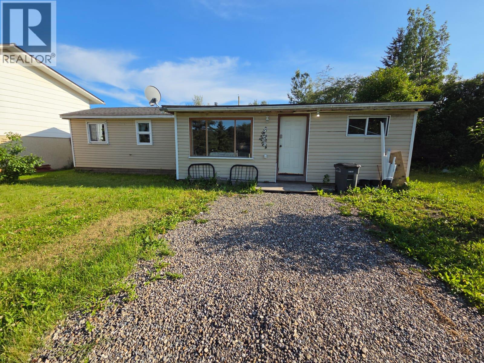 5208 47 Avenue Nw Property Photo 30