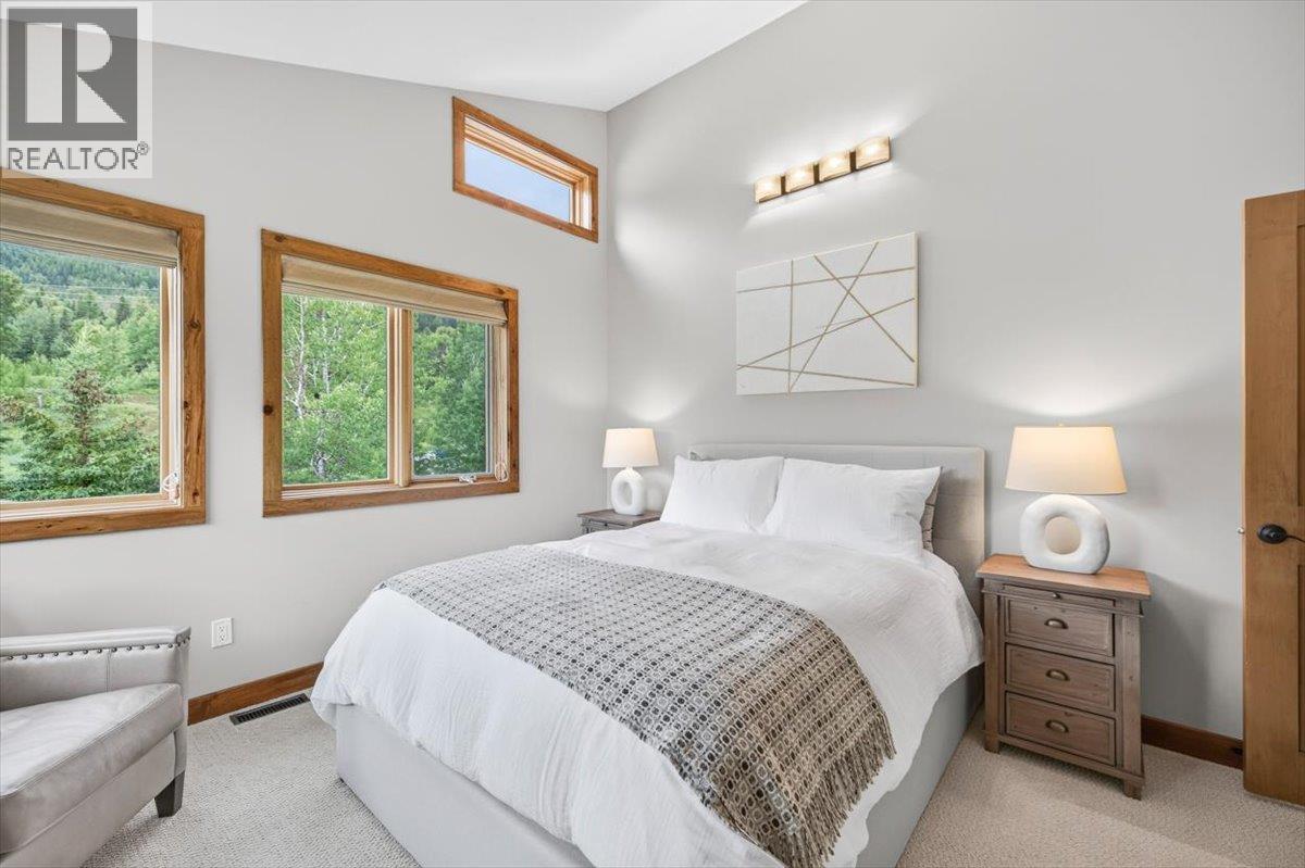 470 Canyon Trail Property Photo 45