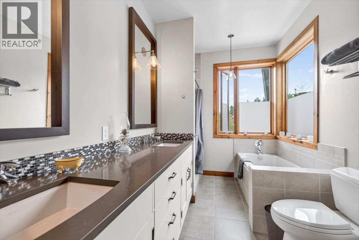 470 Canyon Trail Property Photo 46