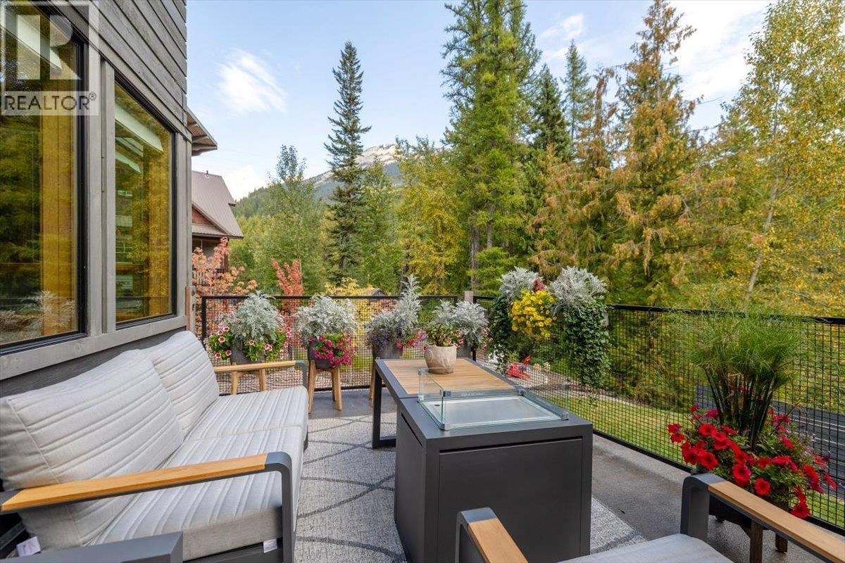 470 Canyon Trail Property Photo 79