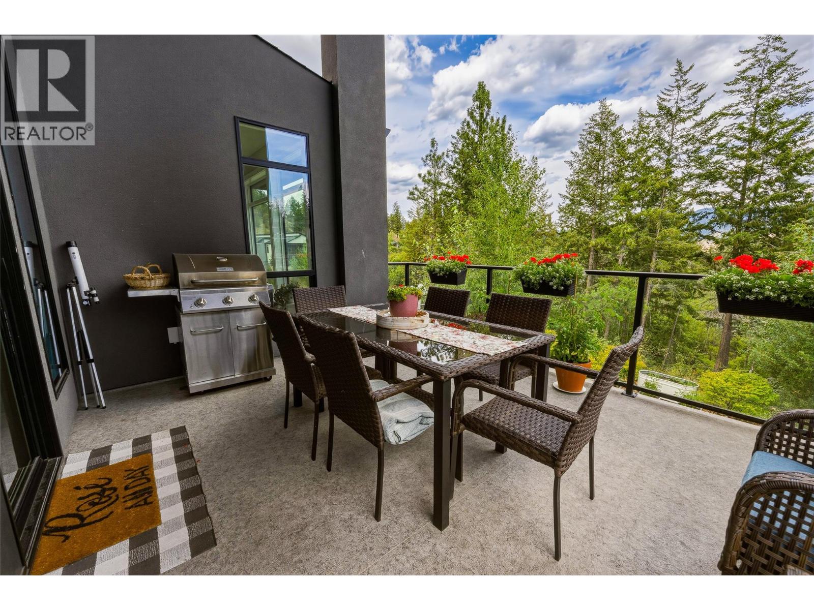 10293 Long Road Property Photo 16