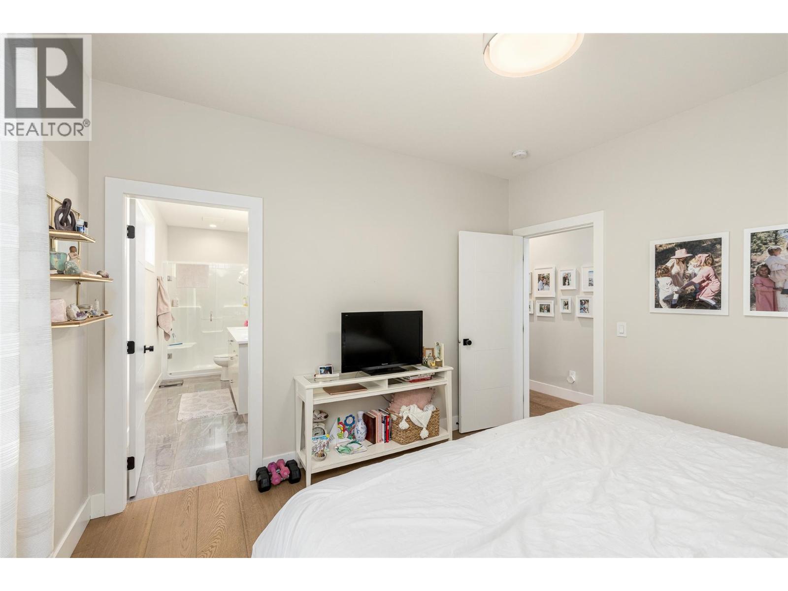 10293 Long Road Property Photo 26