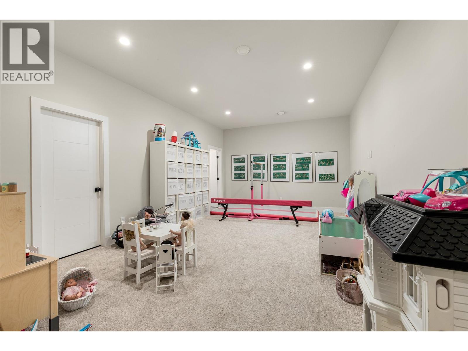10293 Long Road Property Photo 32