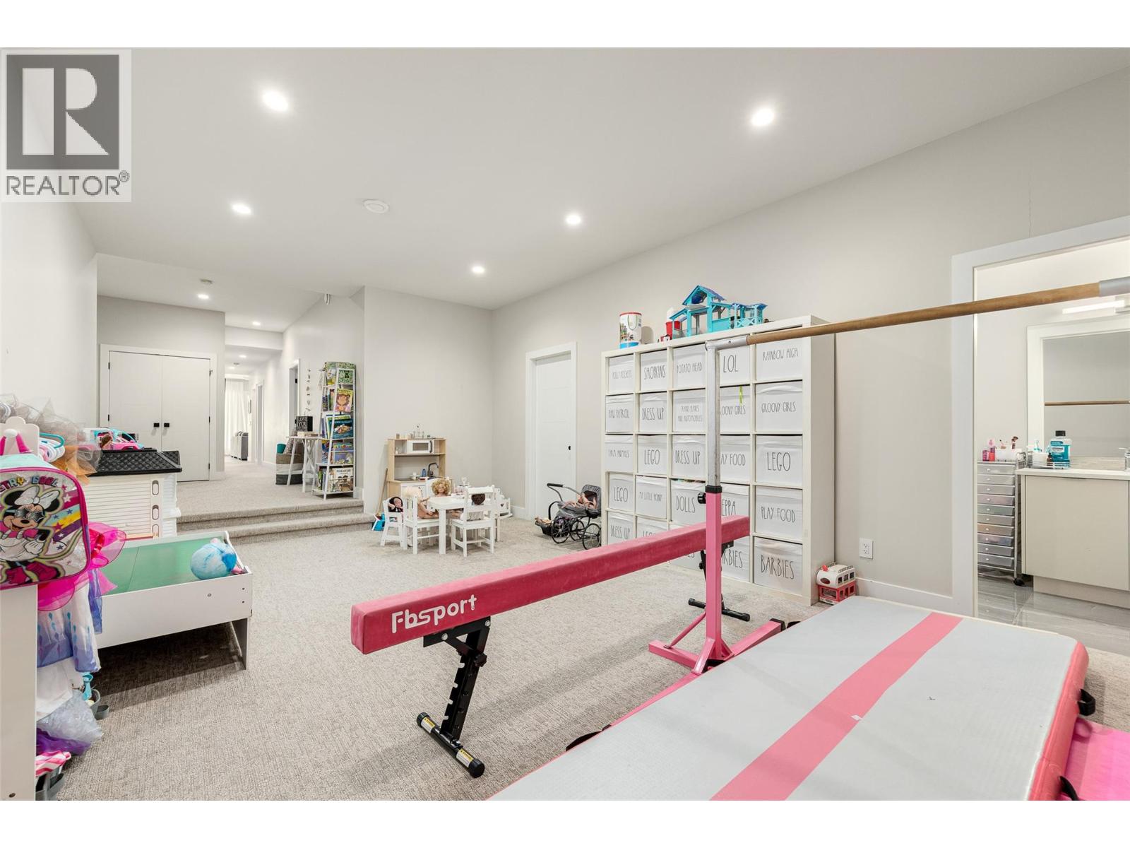 10293 Long Road Property Photo 33