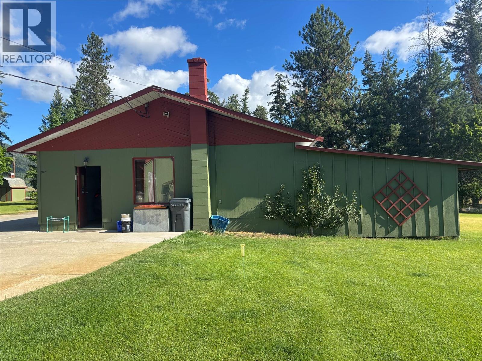 5045 Schubert Road Property Photo 6