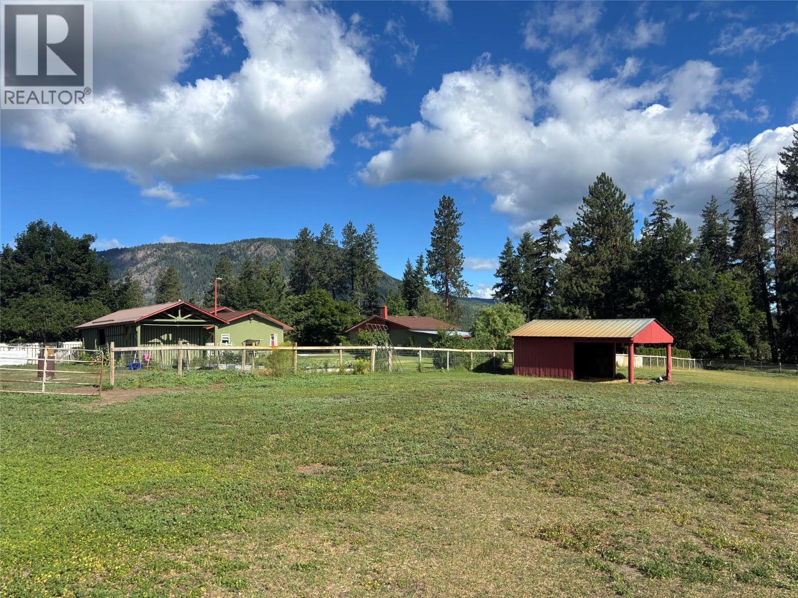 5045 Schubert Road Property Photo 8