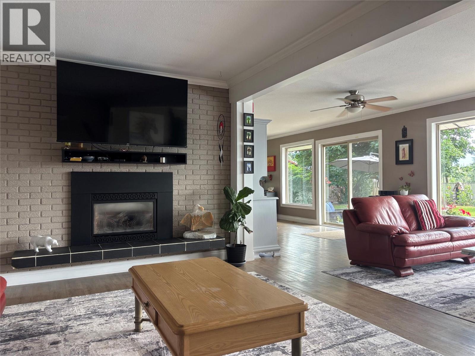 5045 Schubert Road Property Photo 18