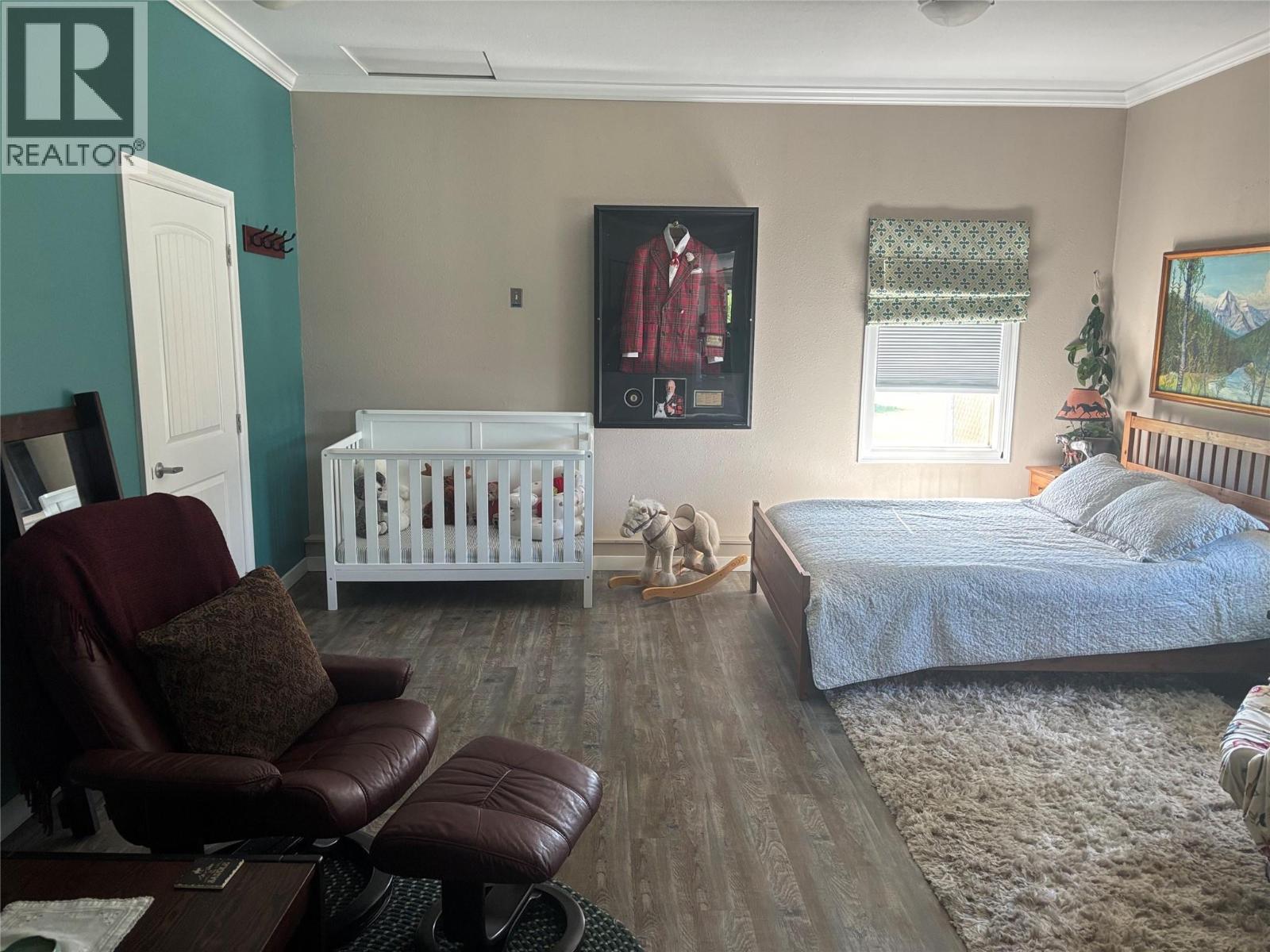 5045 Schubert Road Property Photo 21
