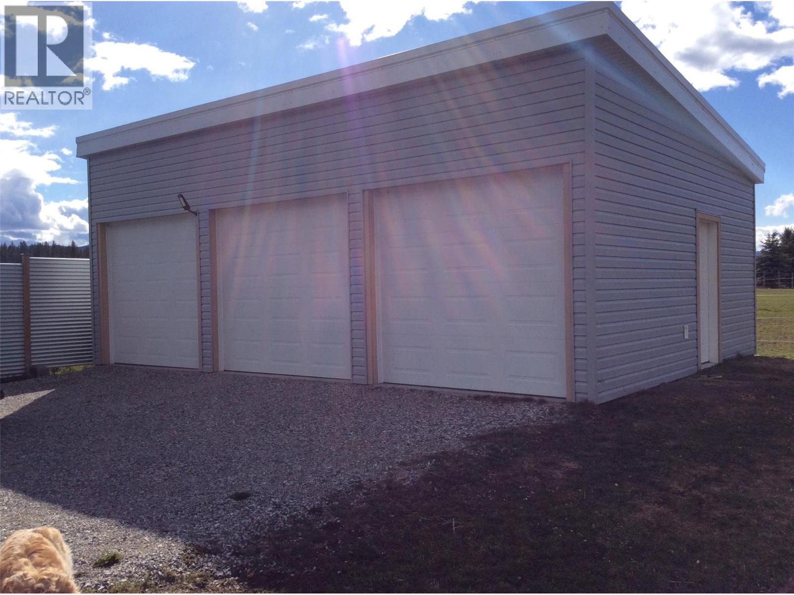 5045 Schubert Road Property Photo 34