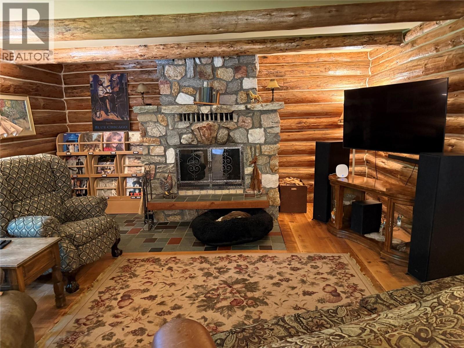 9655 Granby Road Property Photo 8