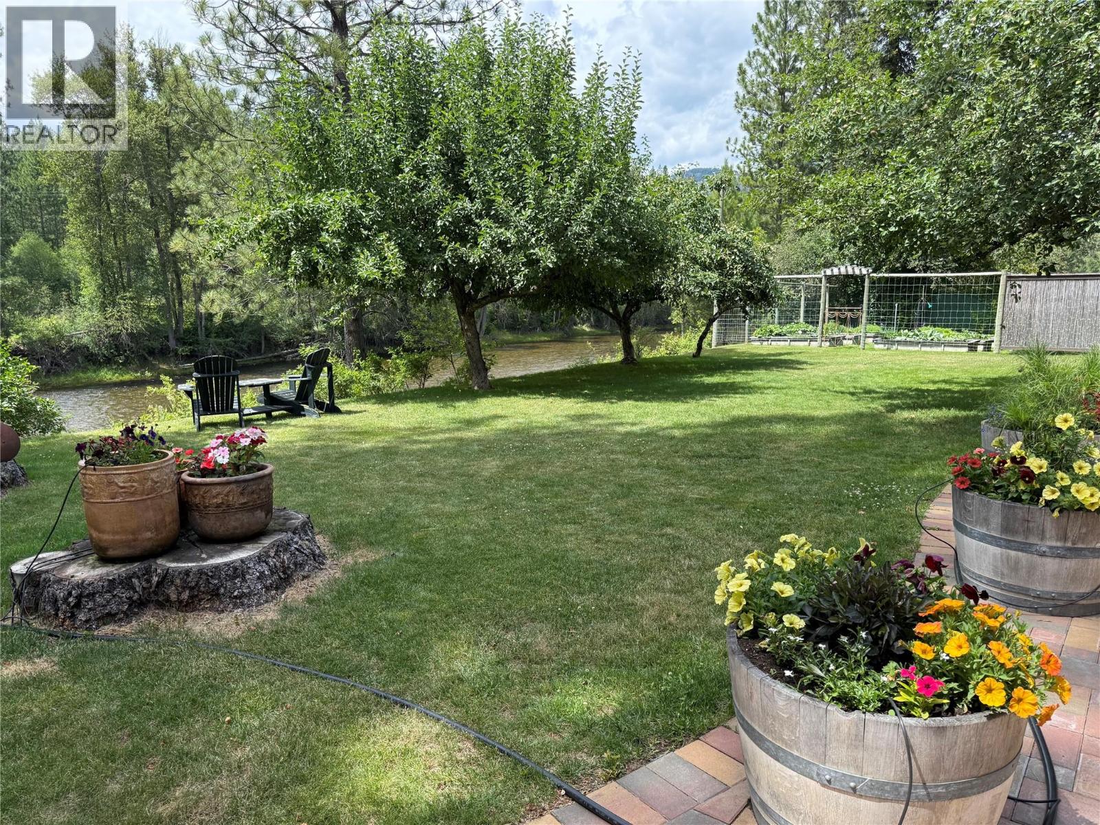 9655 Granby Road Property Photo 23