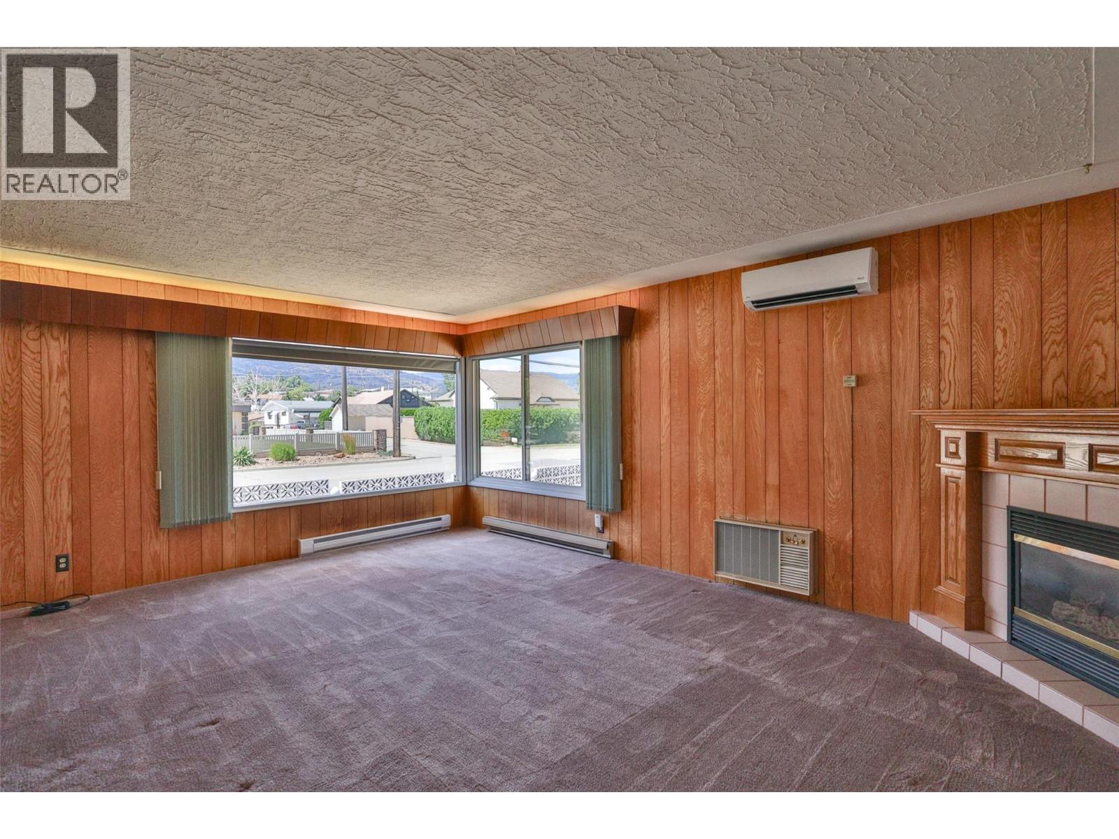 7021 87th Street Property Photo 11