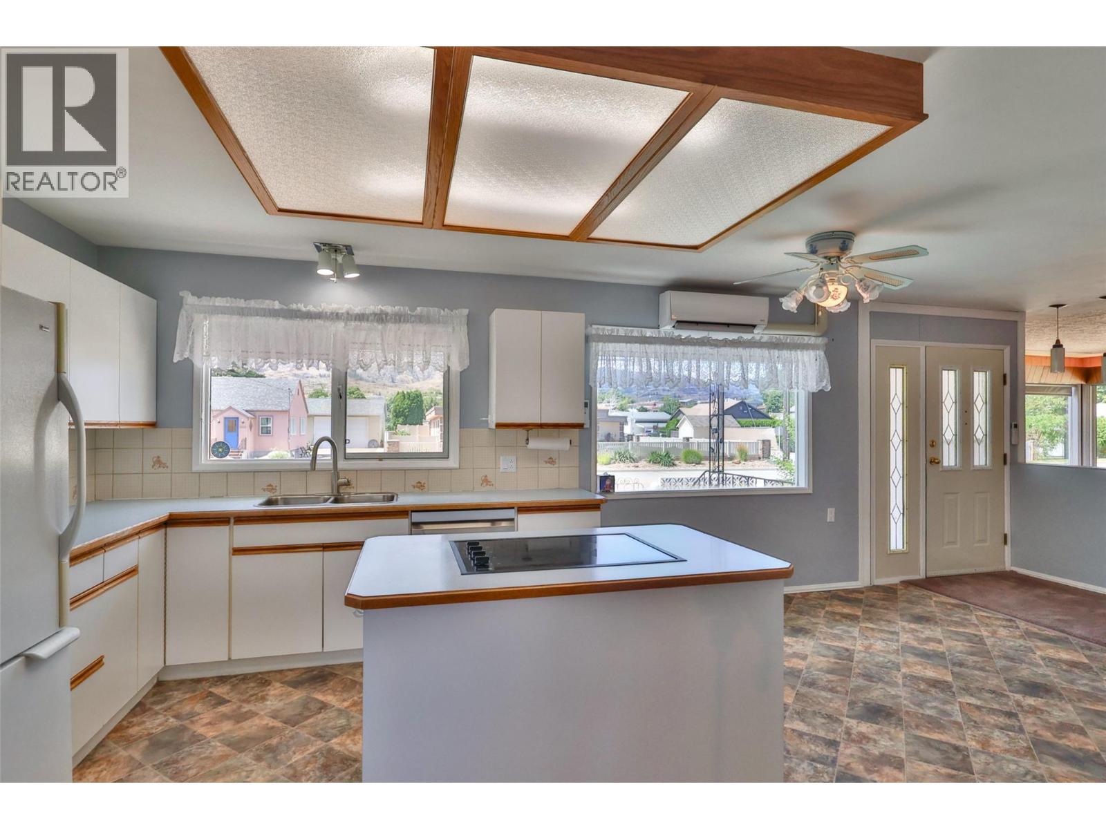 7021 87th Street Property Photo 14
