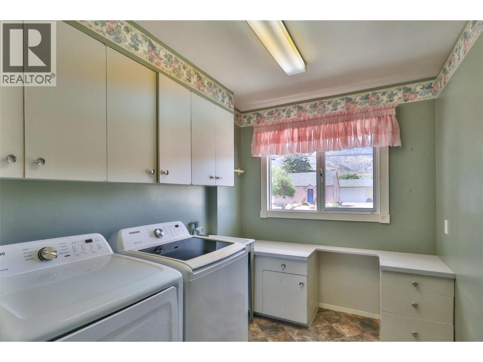 7021 87th Street Property Photo 25