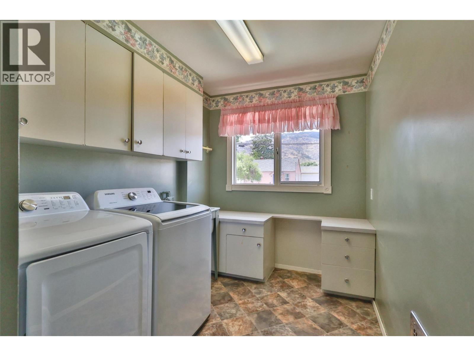7021 87th Street Property Photo 37