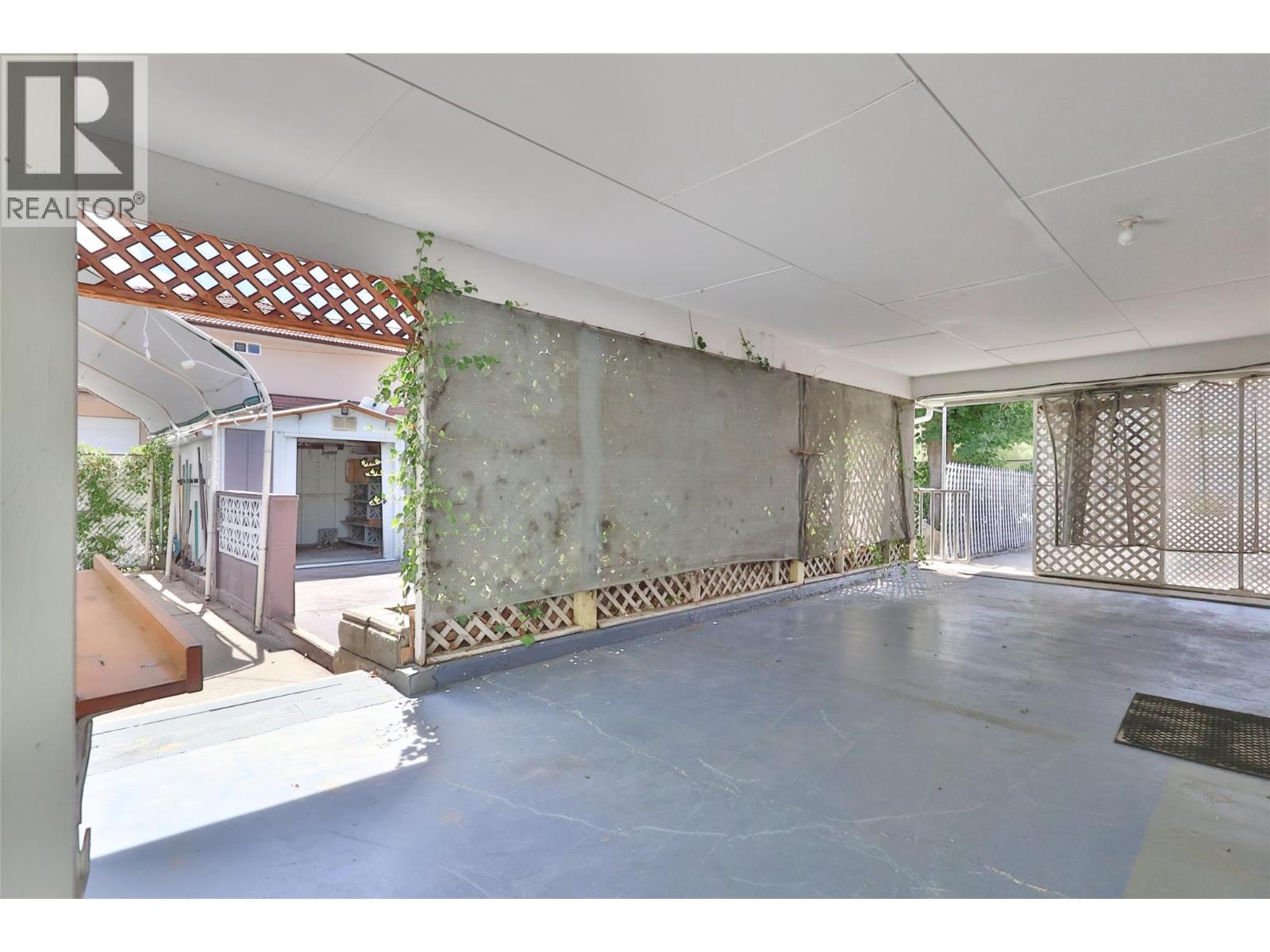 7021 87th Street Property Photo 47