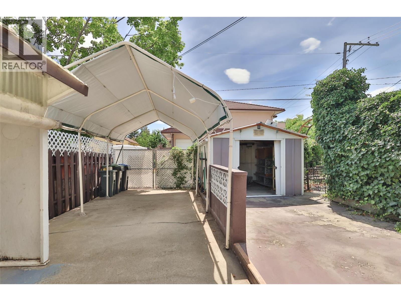 7021 87th Street Property Photo 48