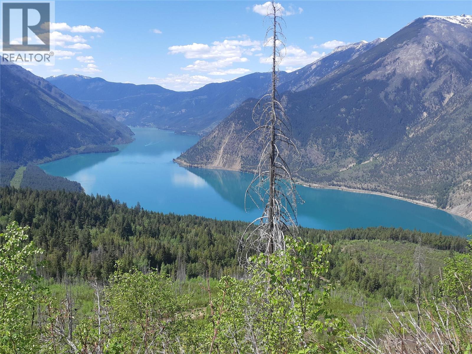 Dl 3221 Seton S Lake Property Photo 12