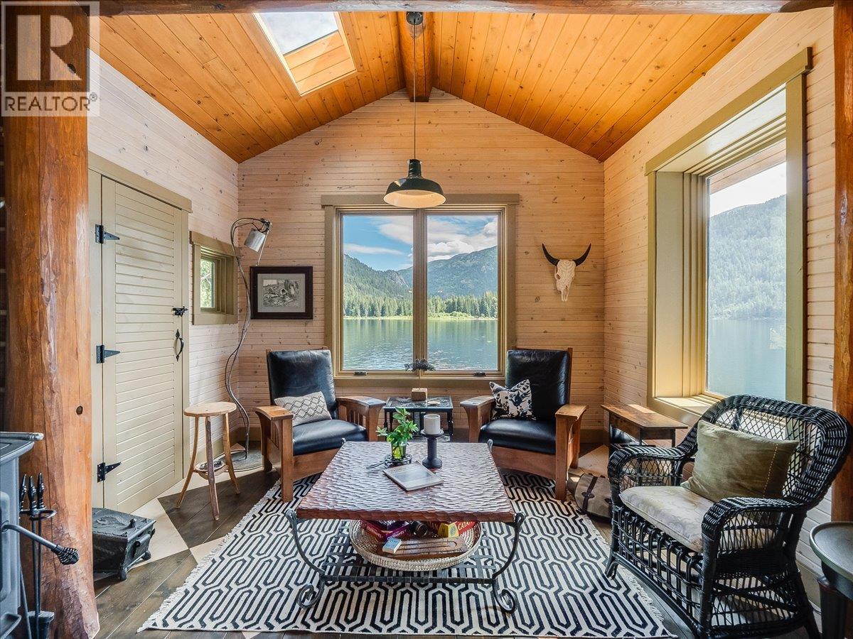 4660 Boat Access West Side Property Photo 21