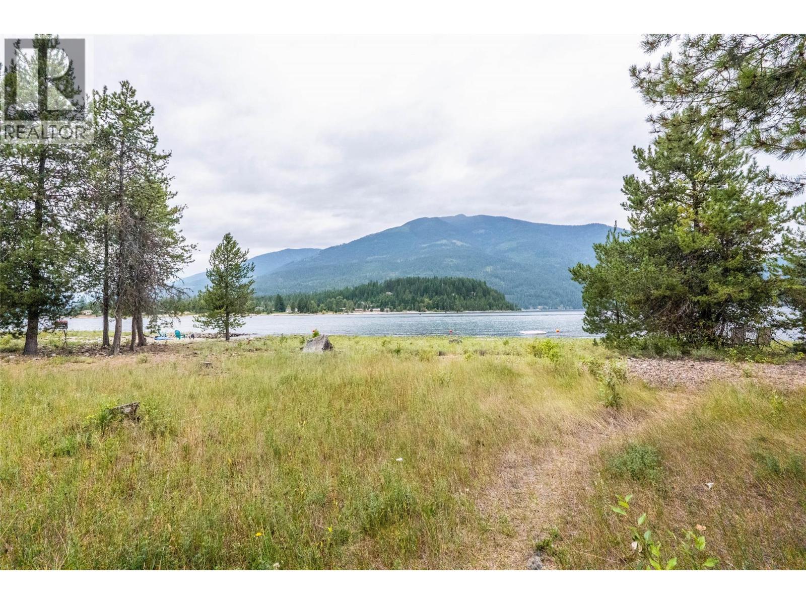 183-191 Kootenay Lake Road Property Photo 2