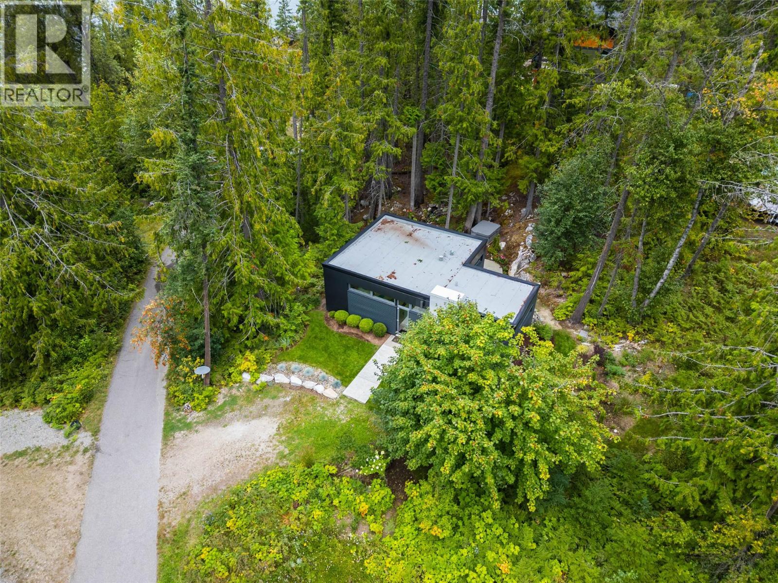 183-191 Kootenay Lake Road Property Photo 61