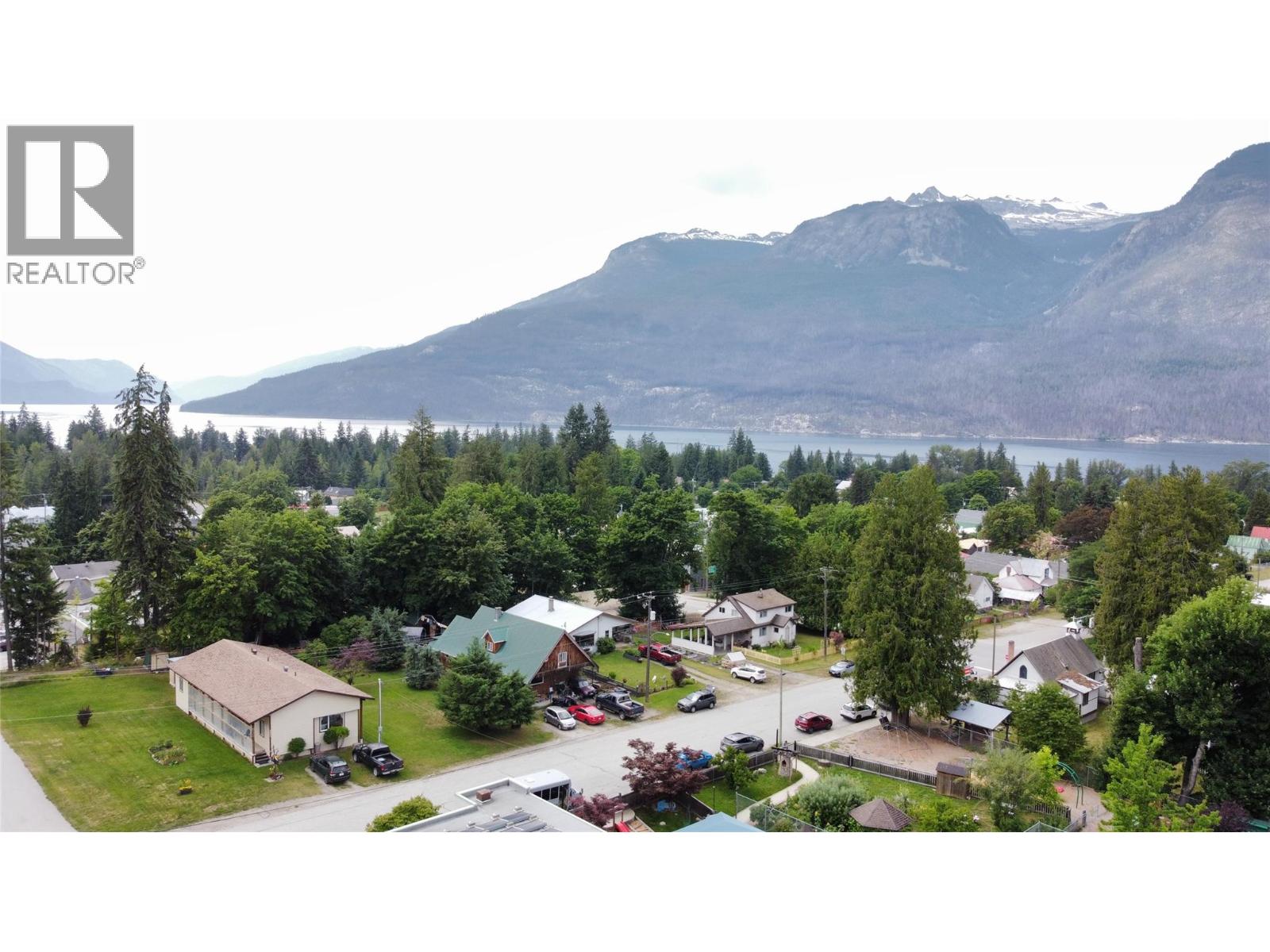 503 7th Avenue Property Photo 2