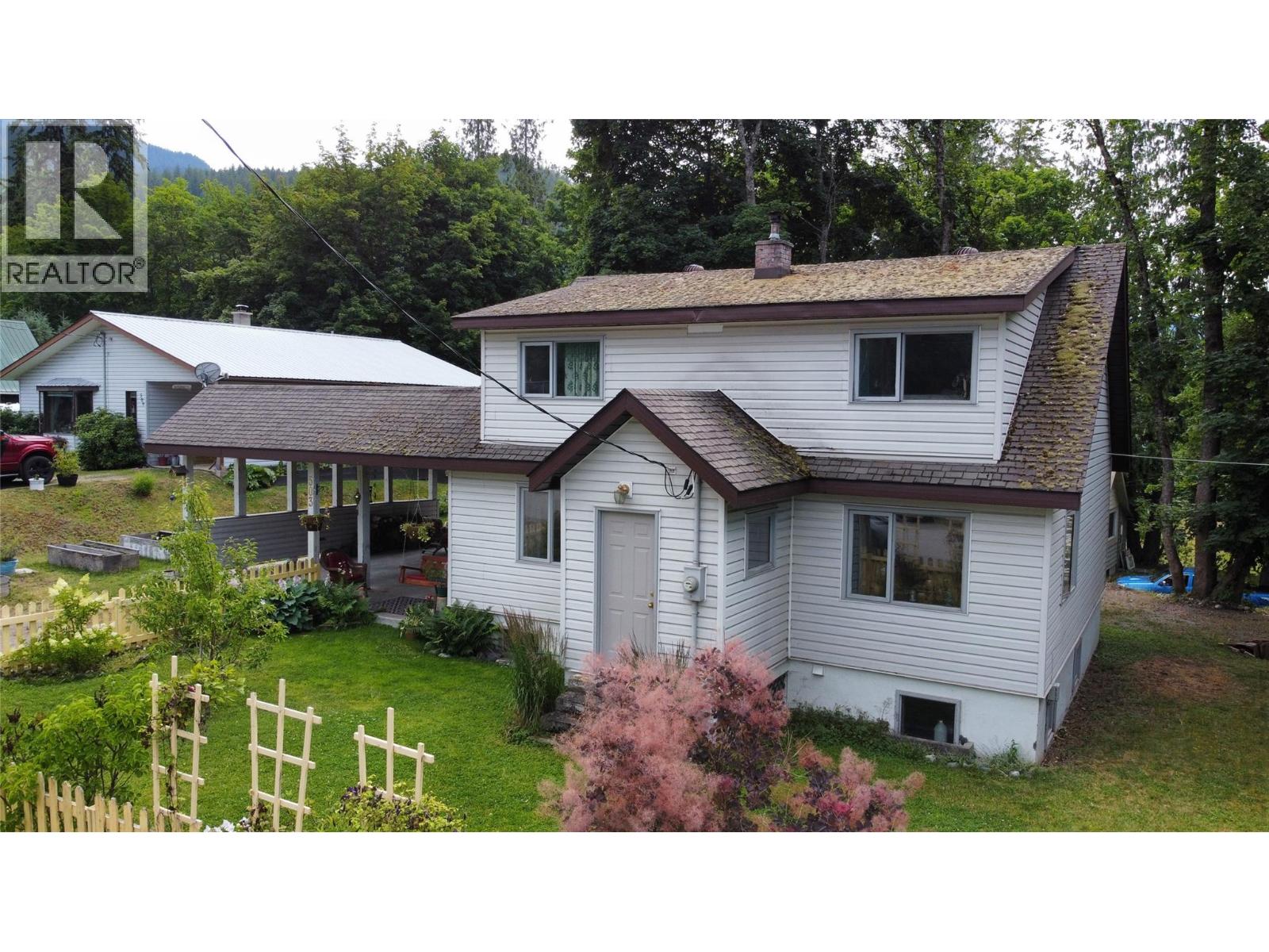 503 7th Avenue Property Photo 6