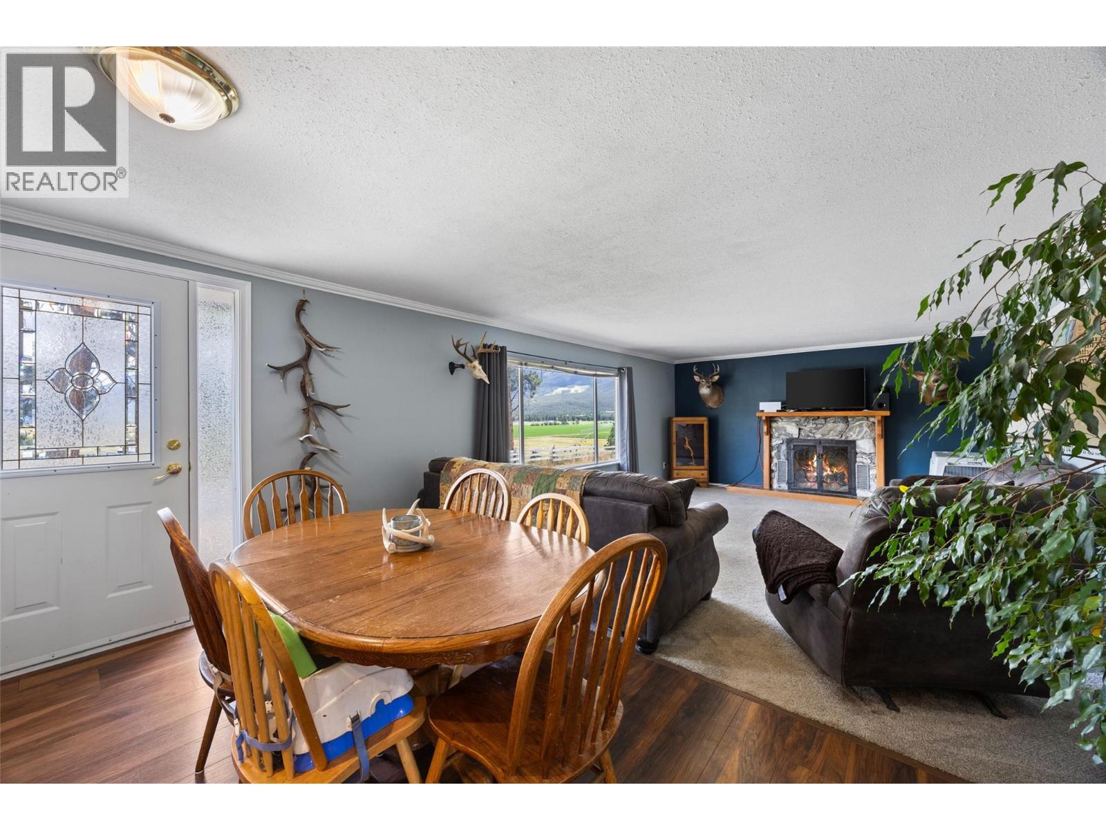 6572 Becker Road Property Photo 9