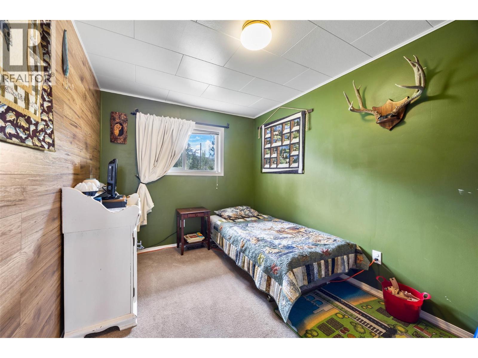 6572 Becker Road Property Photo 13