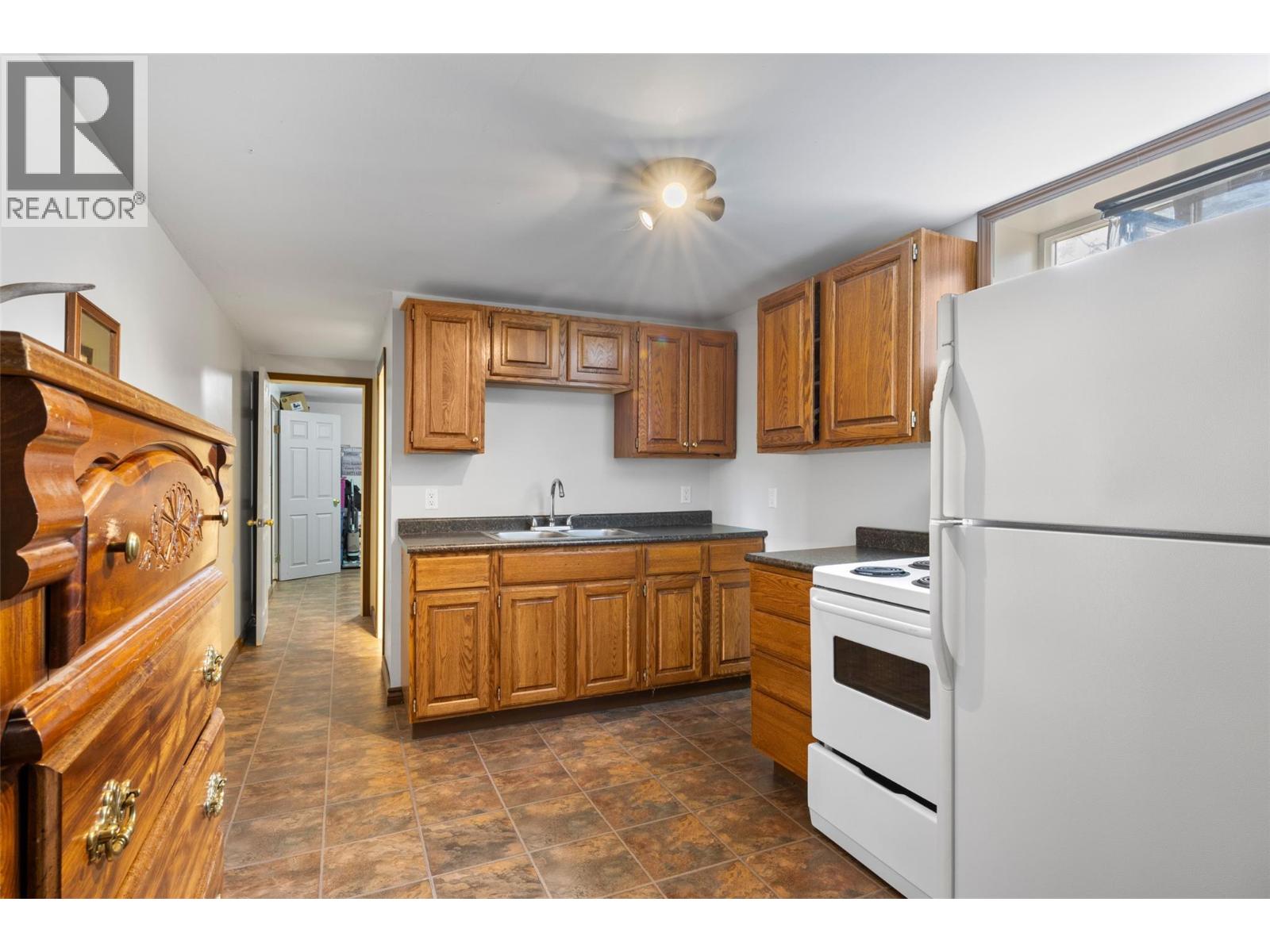 6572 Becker Road Property Photo 25