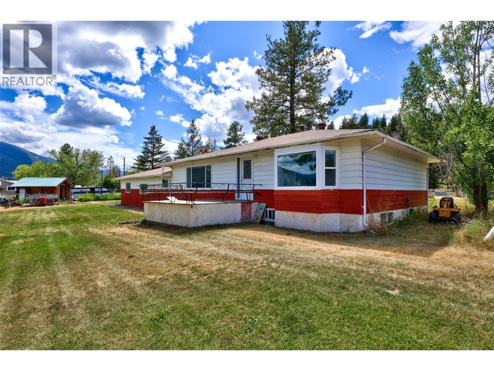 6572 Becker Road Property Photo 34