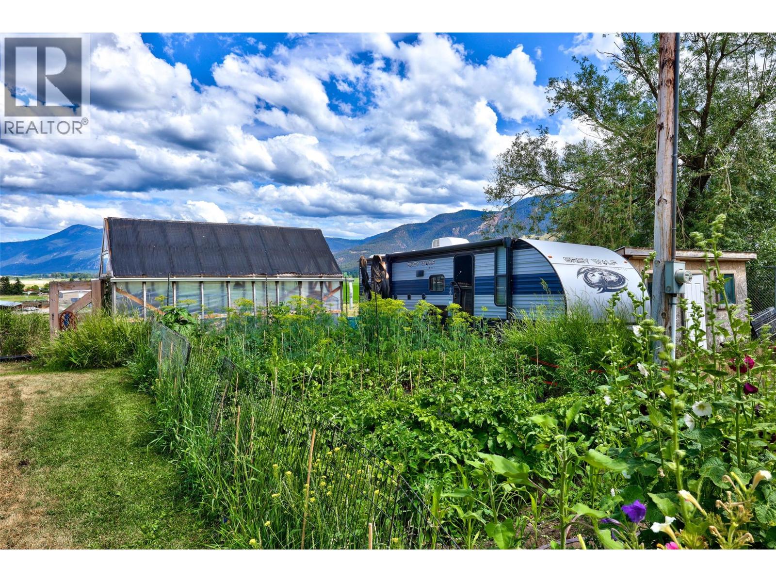 6572 Becker Road Property Photo 37