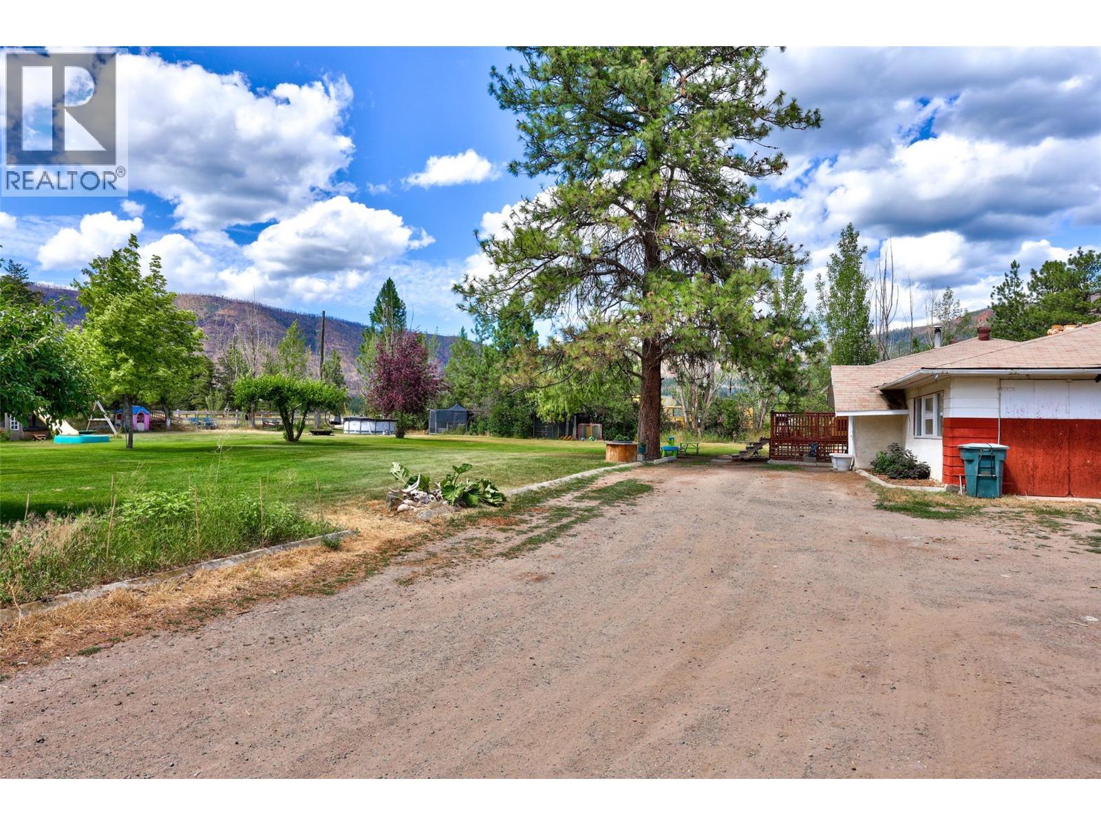 6572 Becker Road Property Photo 38