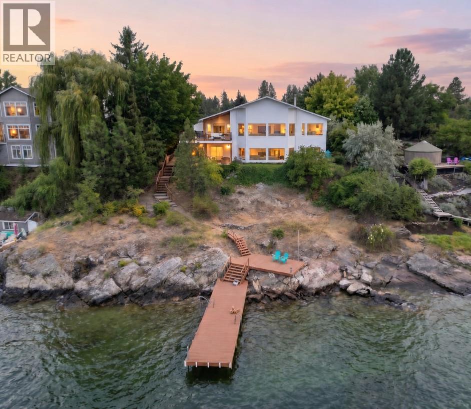 5538 Lakeshore Road Property Photo 1