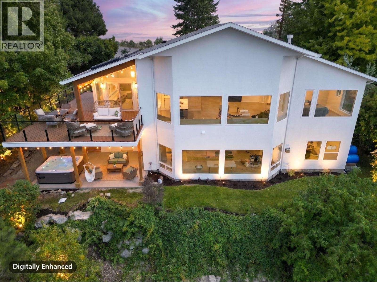 5538 Lakeshore Road Property Photo 3