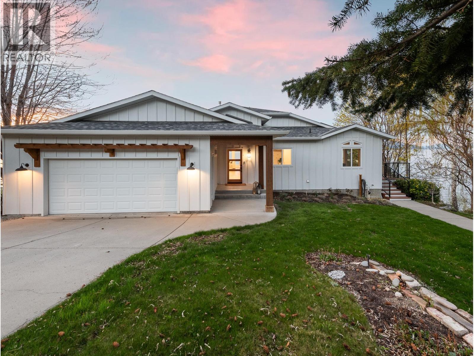 5538 Lakeshore Road Property Photo 6