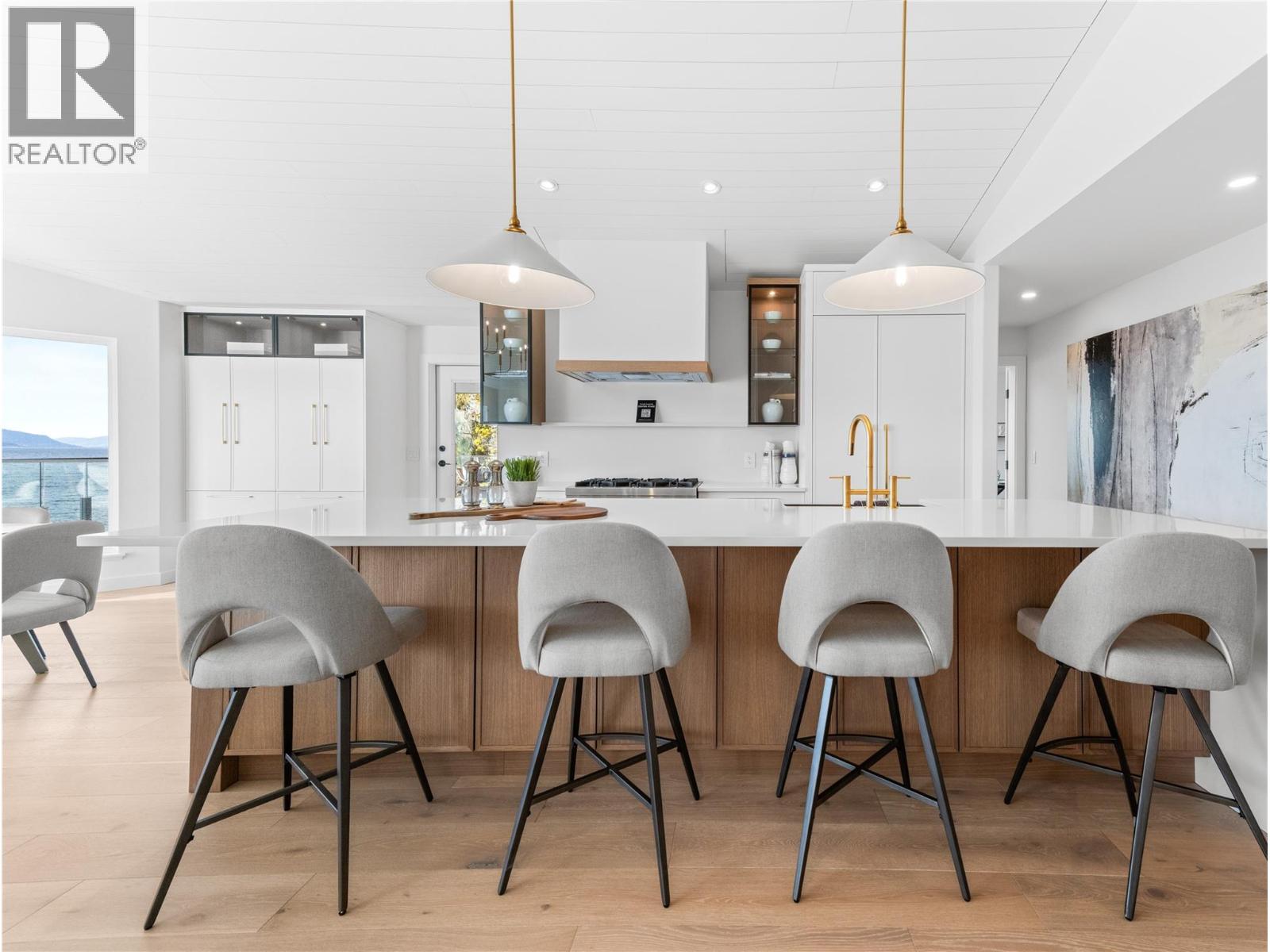 5538 Lakeshore Road Property Photo 17
