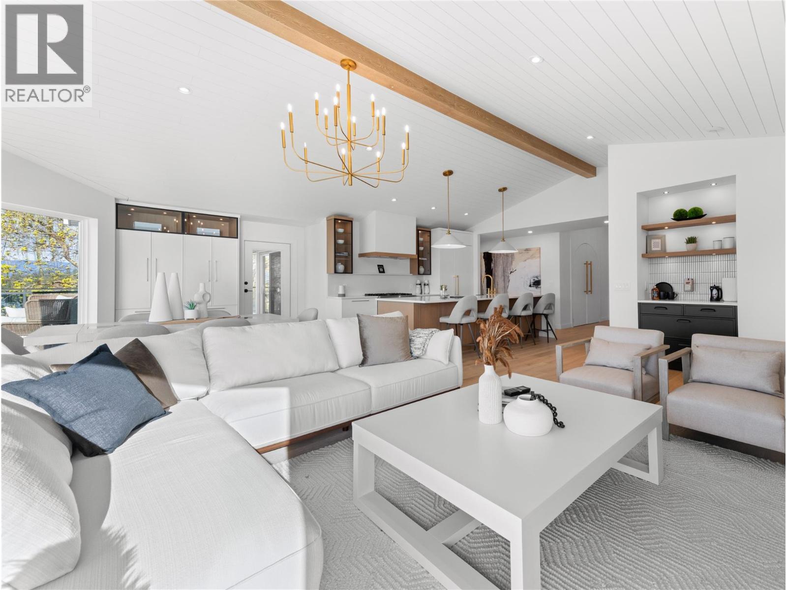 5538 Lakeshore Road Property Photo 27