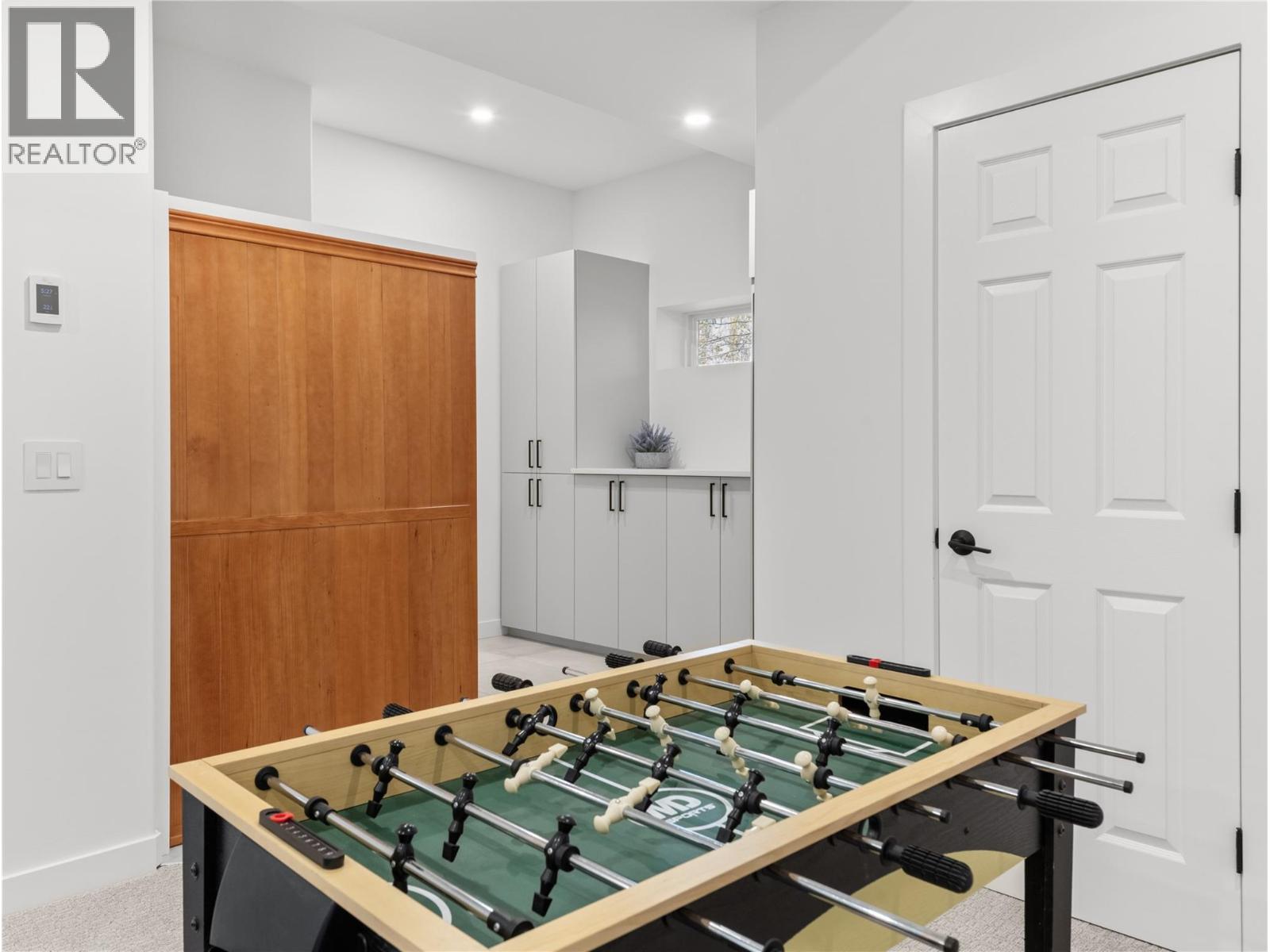 5538 Lakeshore Road Property Photo 54