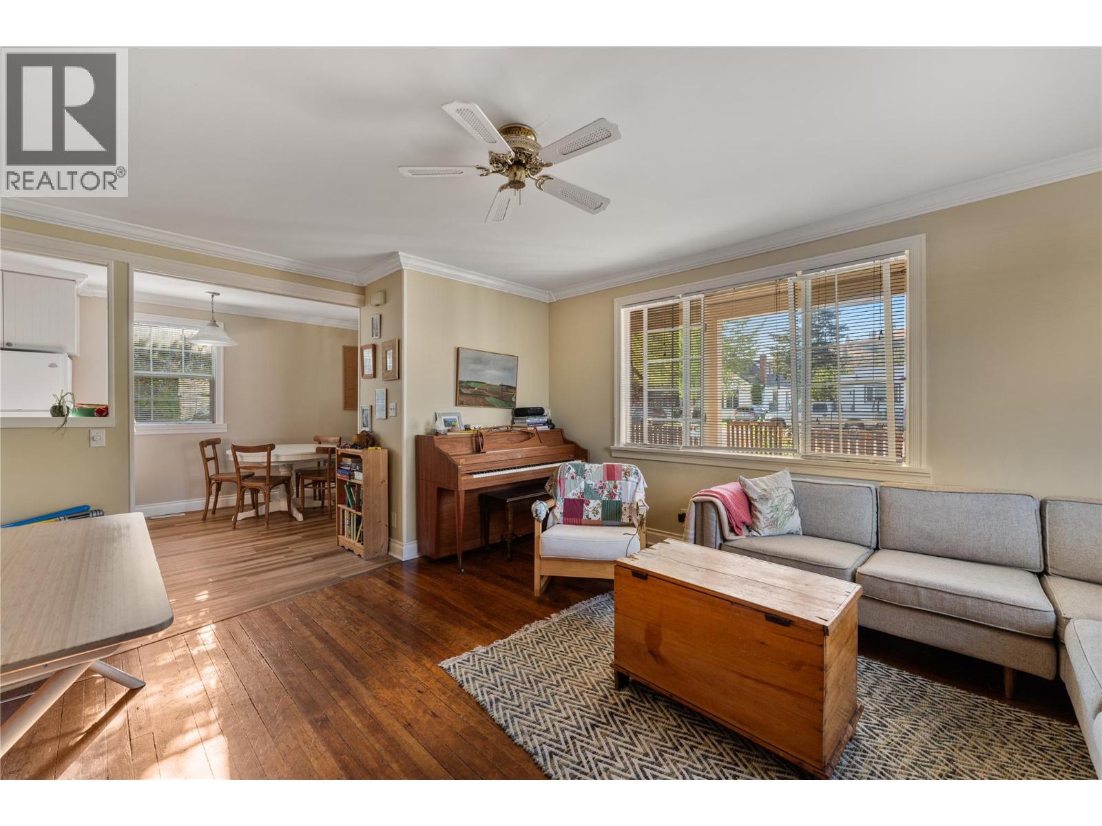 691-693 Okanagan Boulevard Property Photo 4