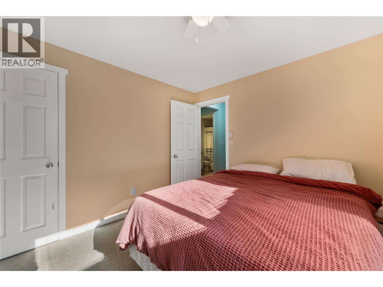 691-693 Okanagan Boulevard Property Photo 36