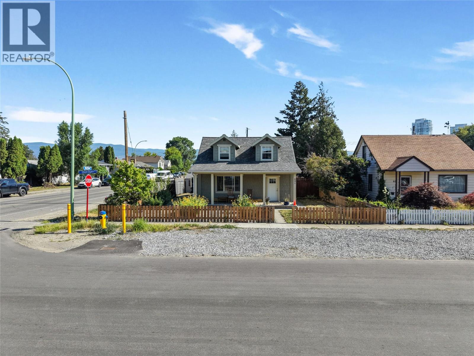 691-693 Okanagan Boulevard Property Photo 49