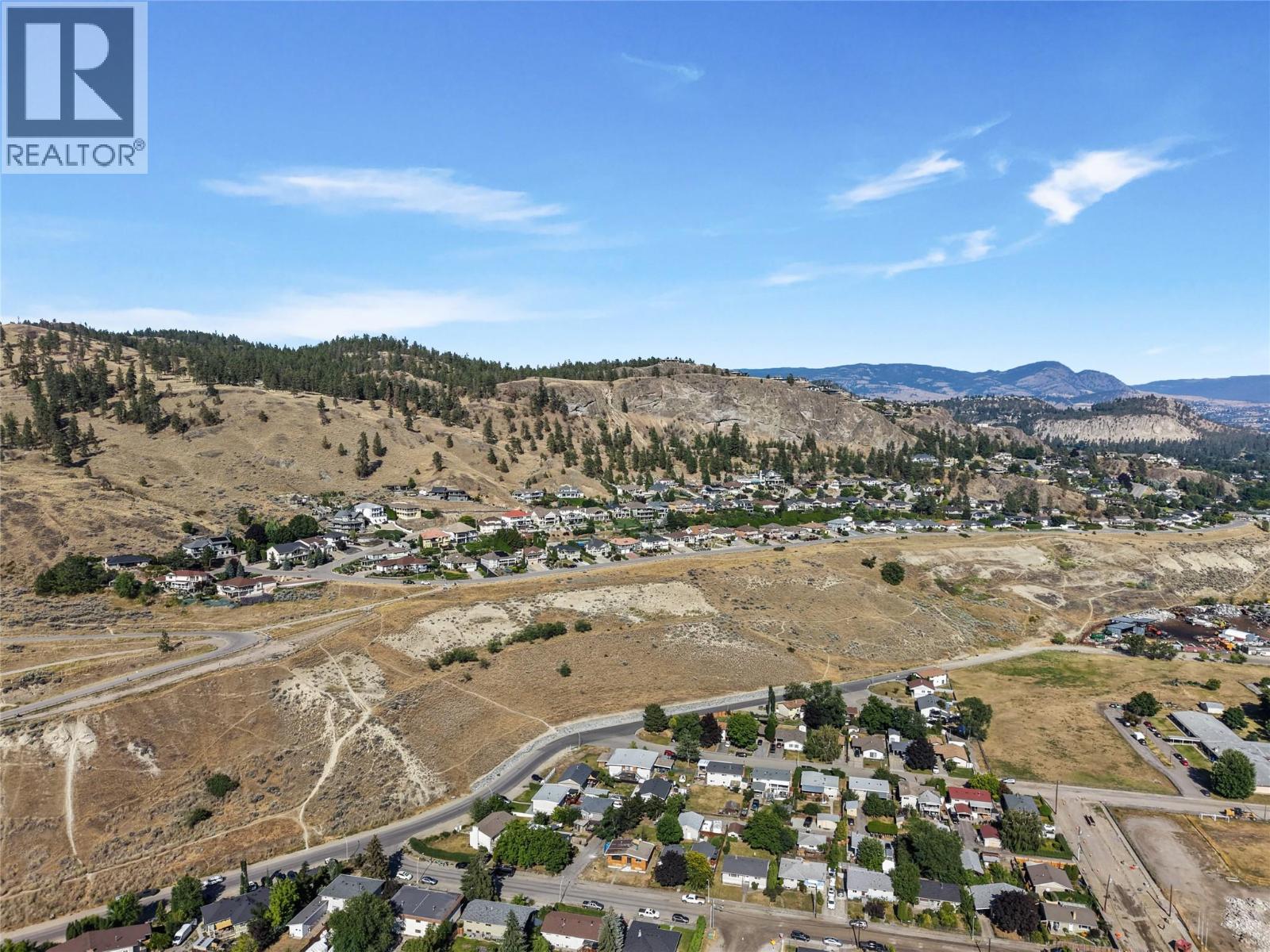 691-693 Okanagan Boulevard Property Photo 58