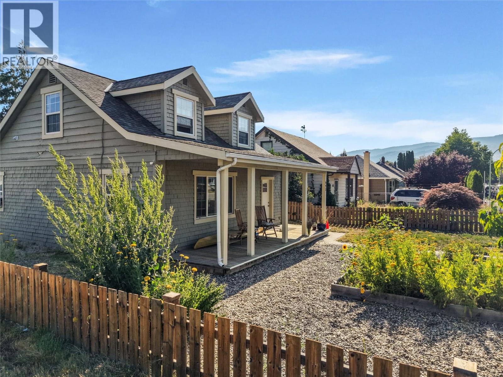 691-693 Okanagan Boulevard Property Photo 61
