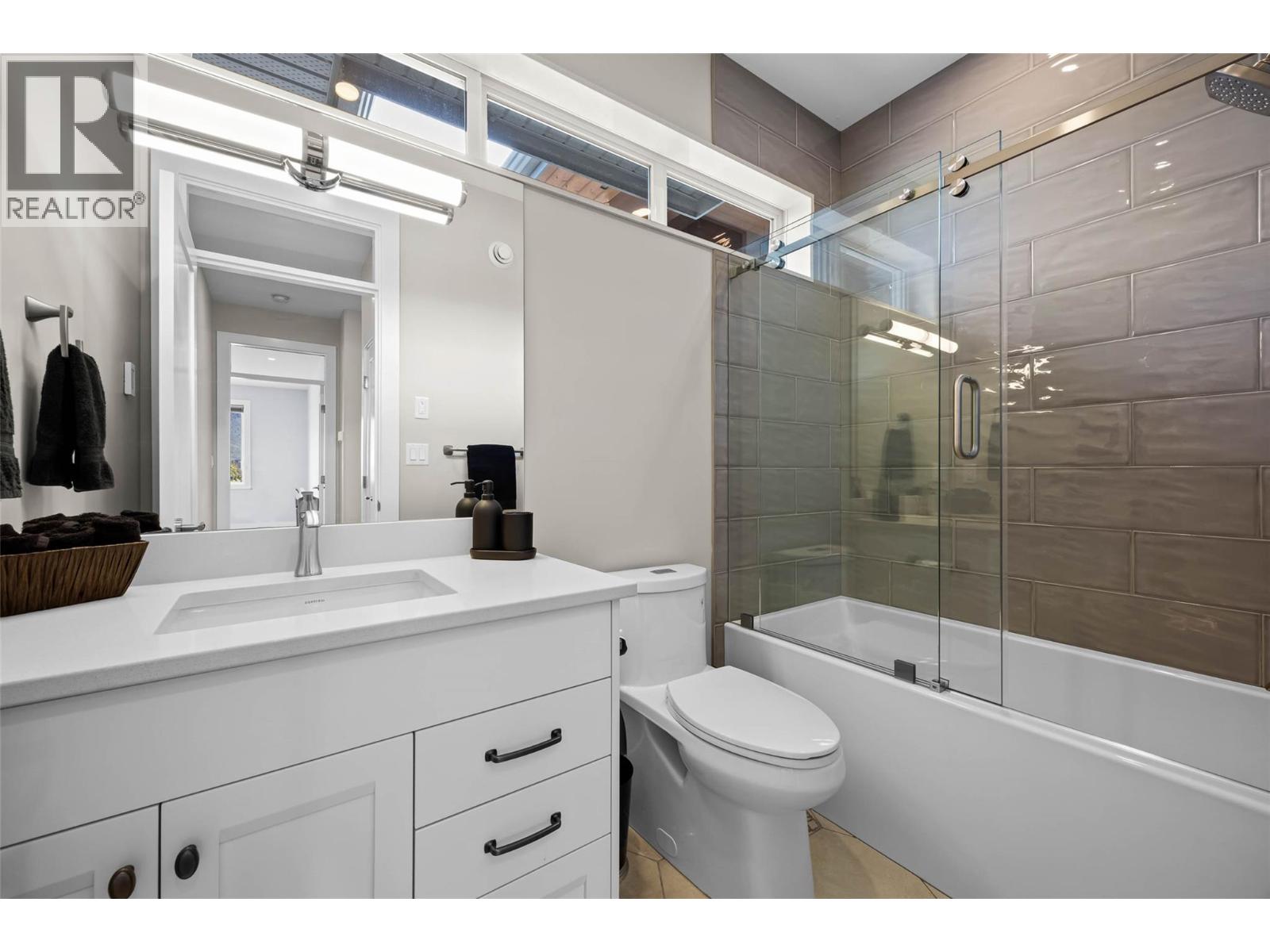 180 Rue Cheval Noir Property Photo 27