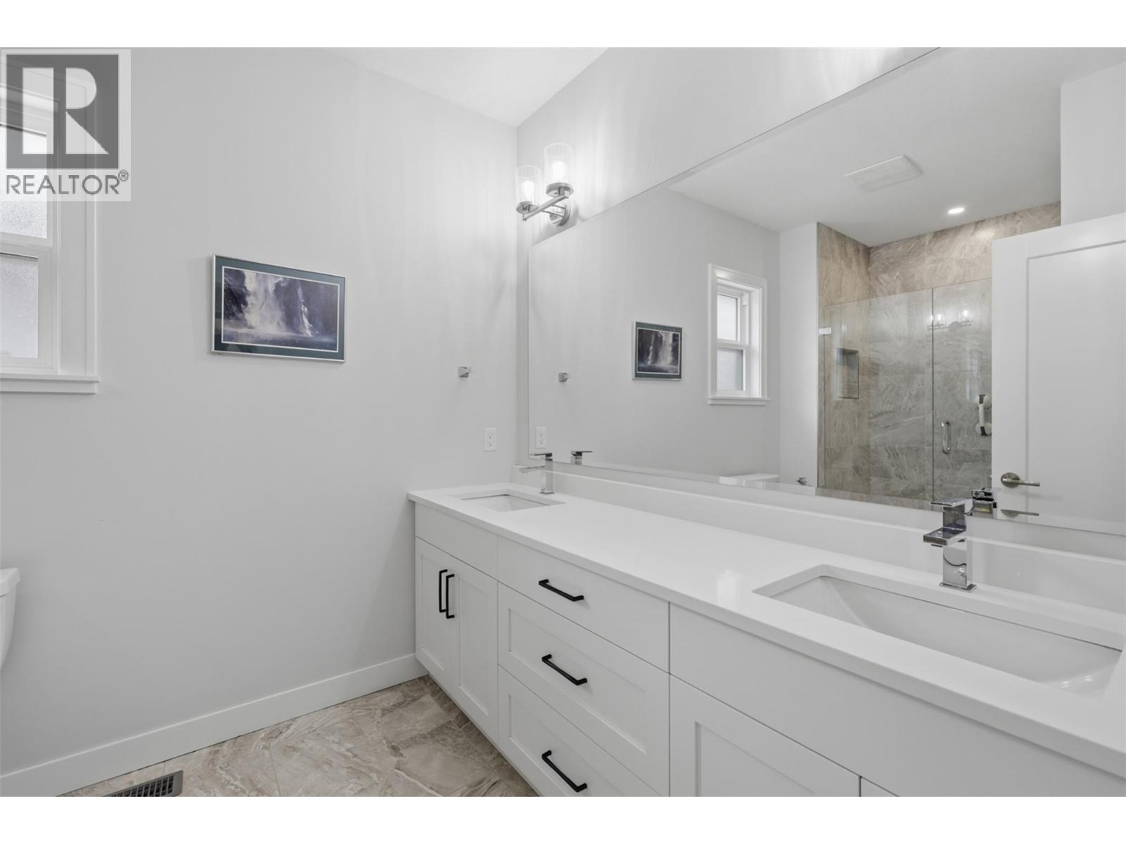 641 Shuswap Road E Unit# 140 Property Photo 20