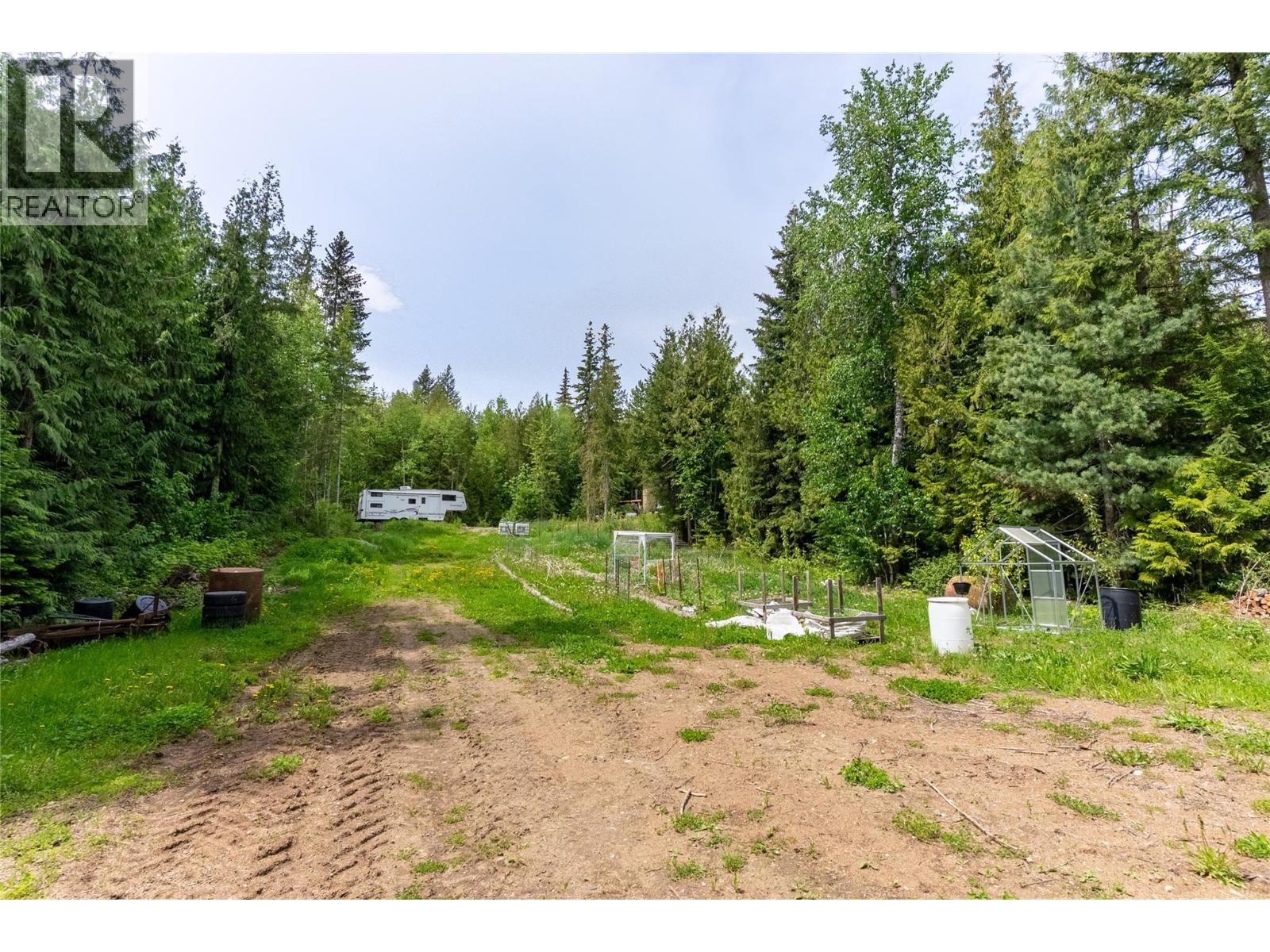 63 Libich Road Property Photo 35