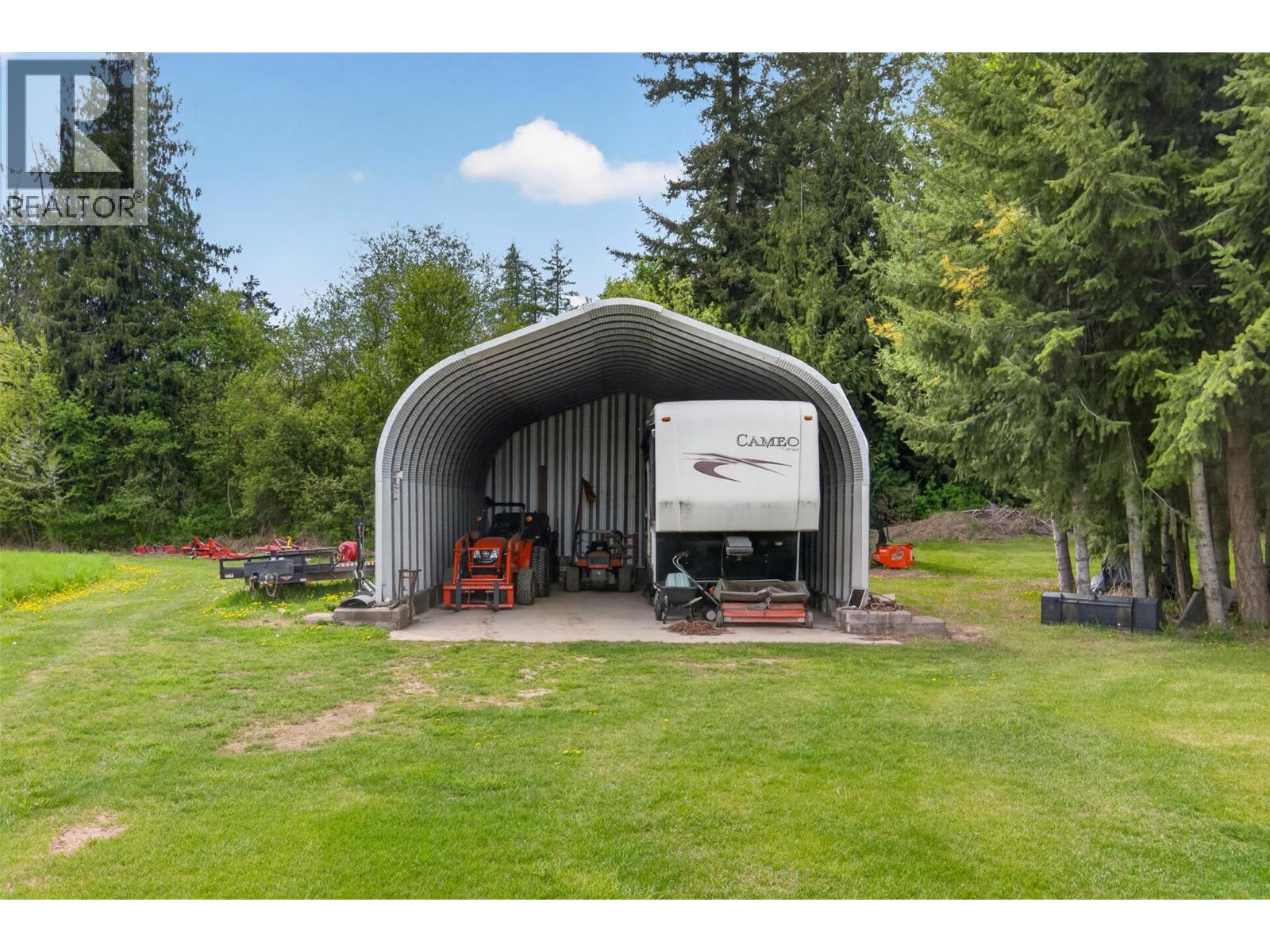 1200 Trans Canada Highway Property Photo 19