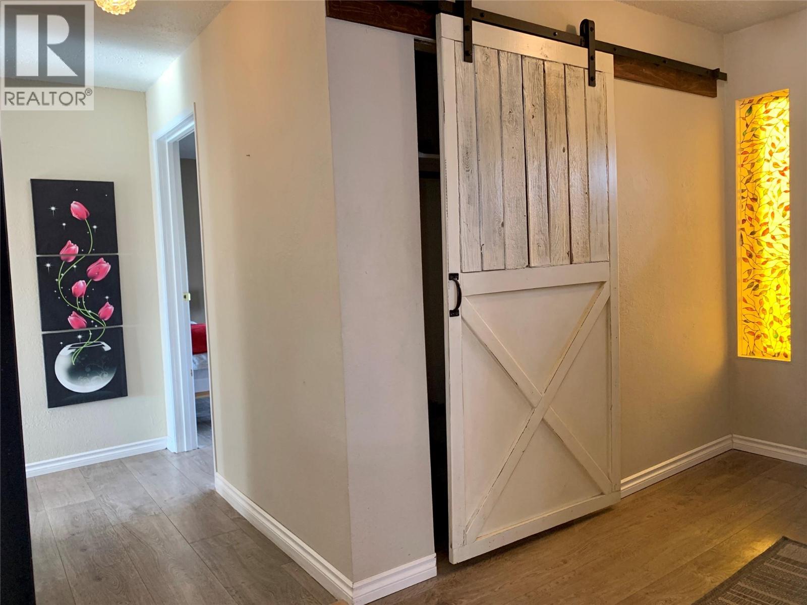 1329 108 Avenue Property Photo 12